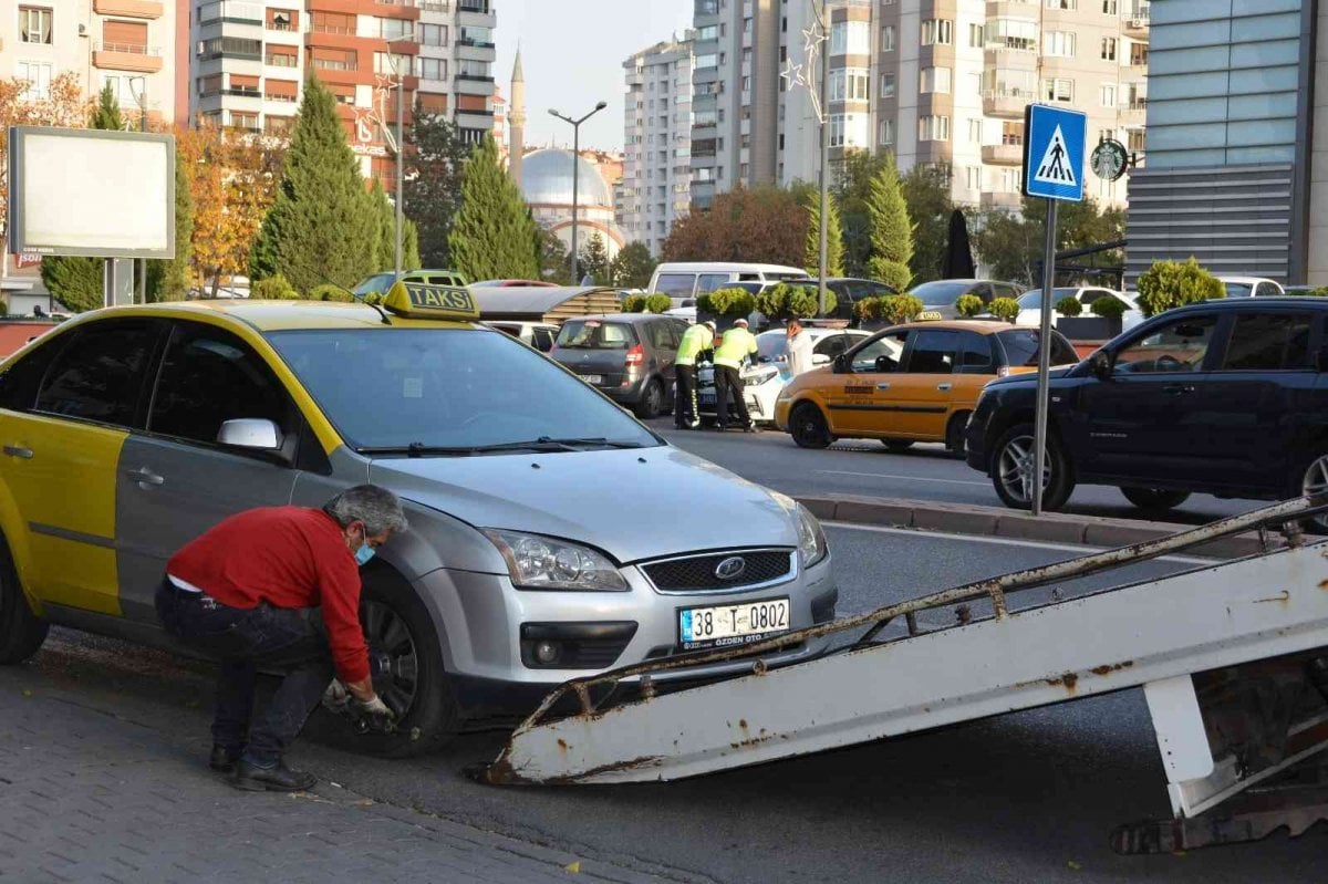 Türkiye genelinde yapılan denetimlerde 742 taksi hakkında cezai işlem uygulandı #2