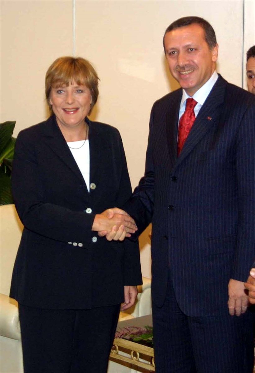 Merkel li Almanya nın Türkiye ile ilişkilerinde 16 yıl #1