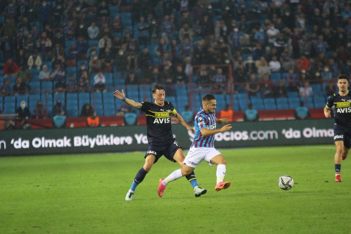 Trabzonspor, Fenerbahçe yi 3 golle geçti #5