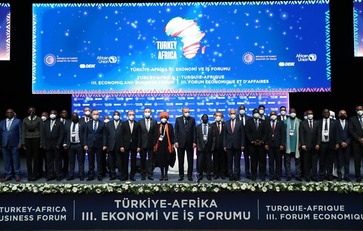 Cumhurbaşkanı Erdoğan, Türkiye-Afrika İş Forumu na katıldı #1