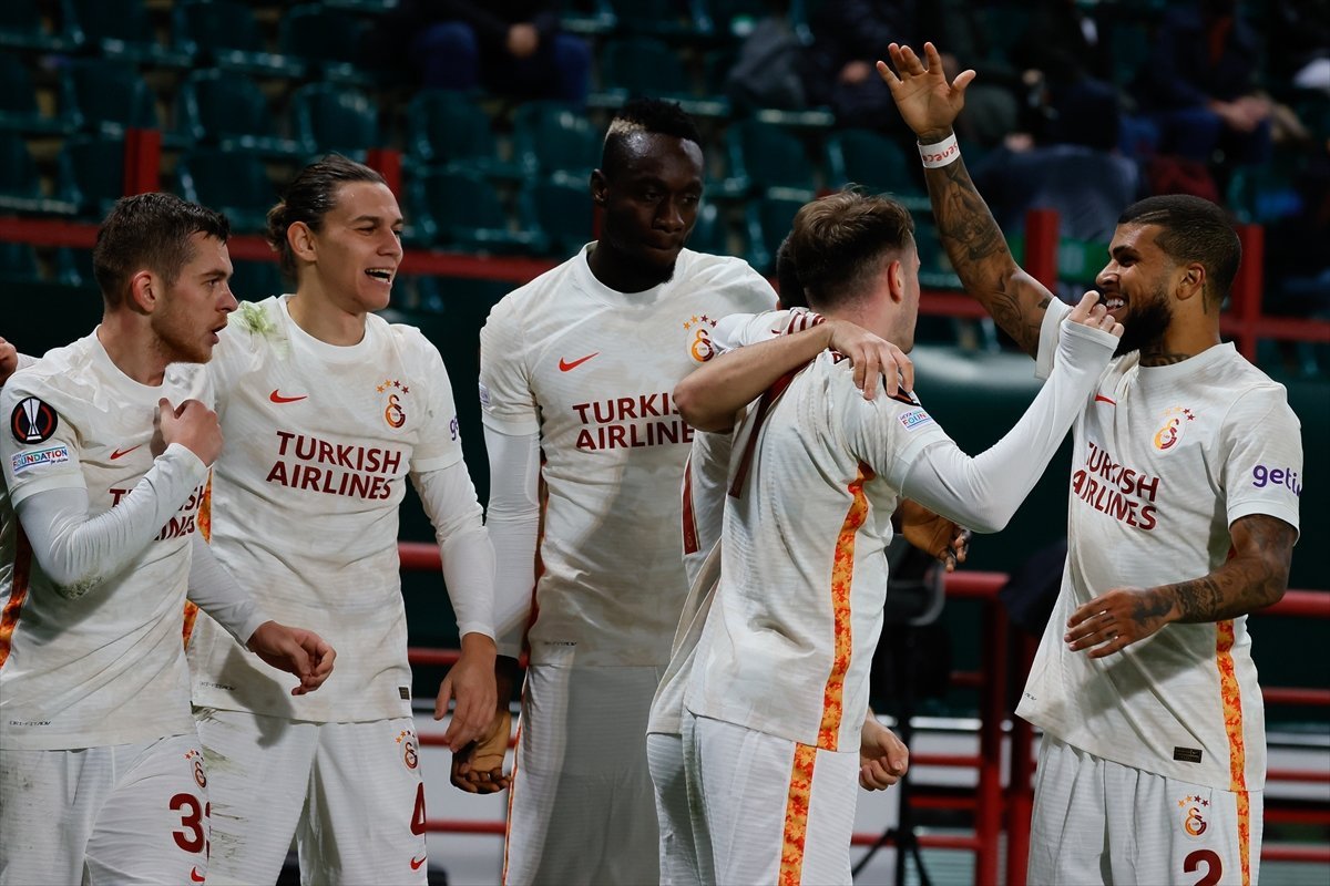 Beşiktaş-Galatasaray derbisinde kadro hazırlığı #2