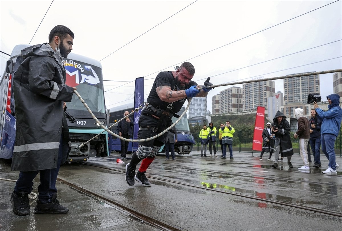Metro İstanbul da  Strongman Challenge : 47 tonluk tren çektiler #4