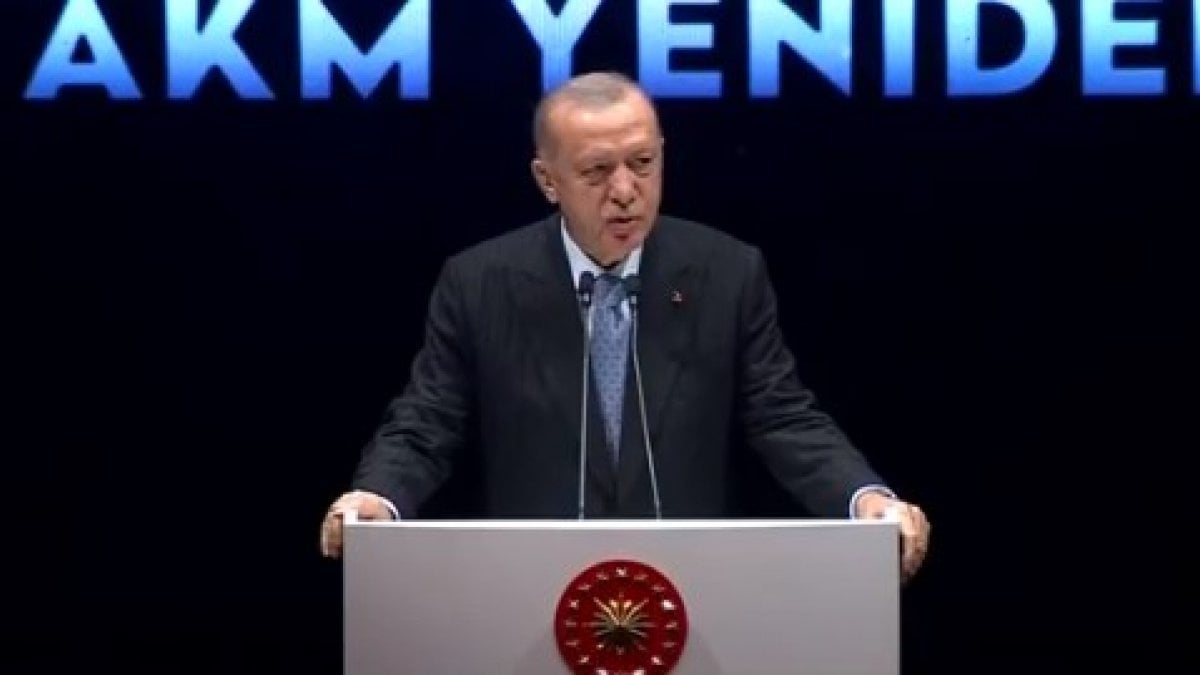 Cumhurbaşkanı Erdoğan AKM açılış töreninde 