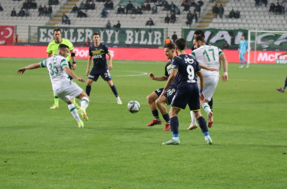 Konyaspor, Fenerbahçe yi 2 golle geçti #3