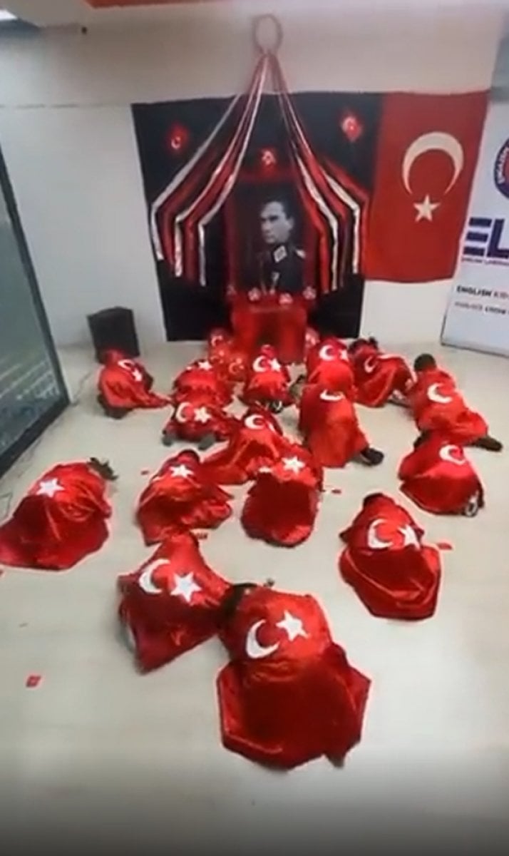 Çocukların Atatürk e secde ettirildiği ritüel tepki çekti #2
