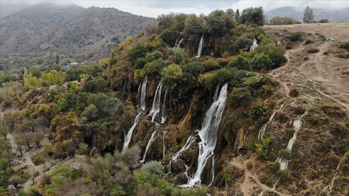 Girlevik �elalesi, sonbaharda da misafirlerini a��rl�yor