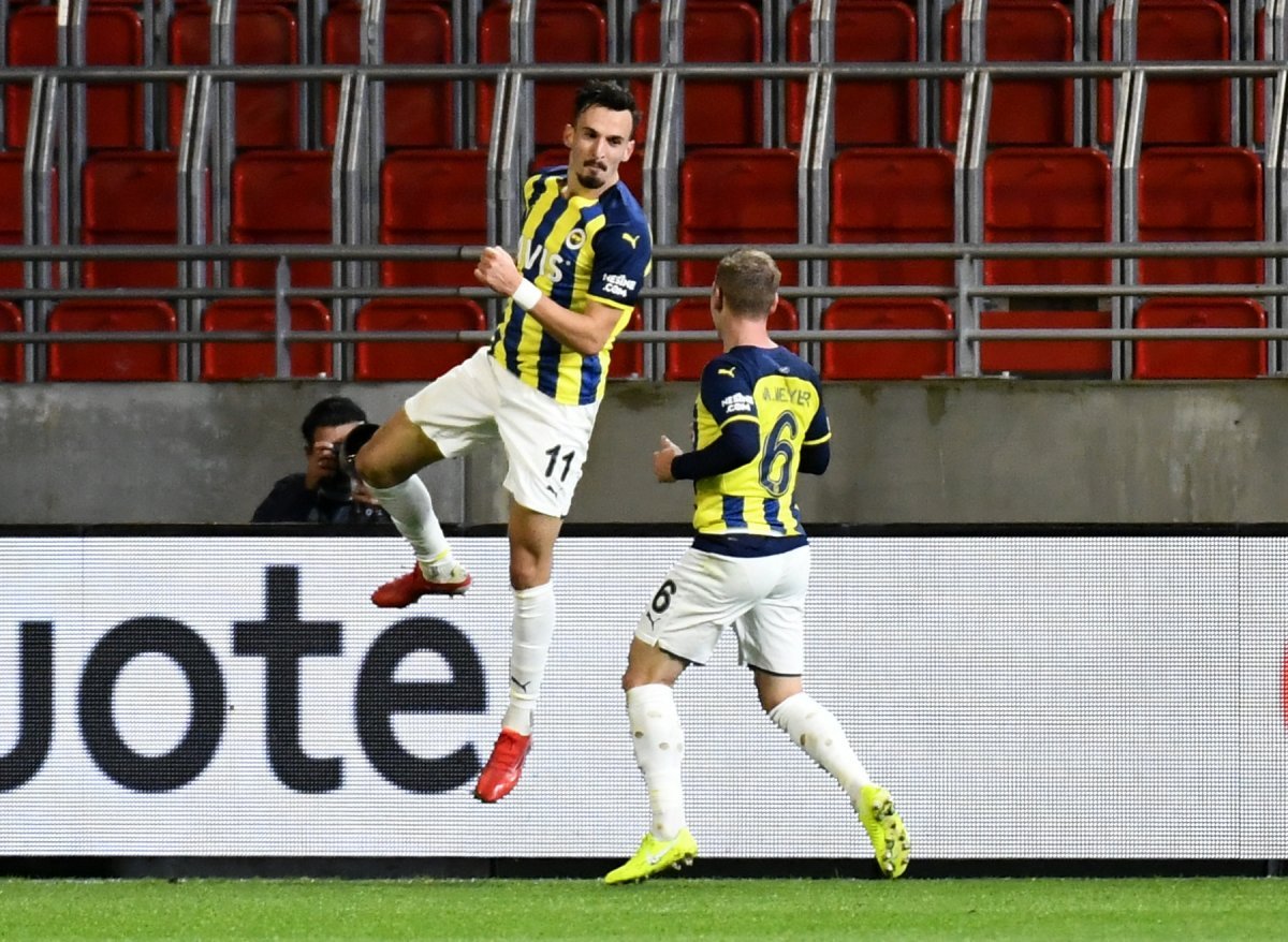 Fenerbahçe, Royal Antwerp deplasmanından 3 puanla döndü #3
