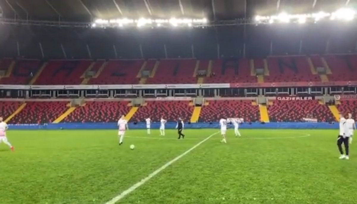 Halis Özkahya Gaziantep FK, Kasımpaşa maçına aldığı kararla damga vurdu #3