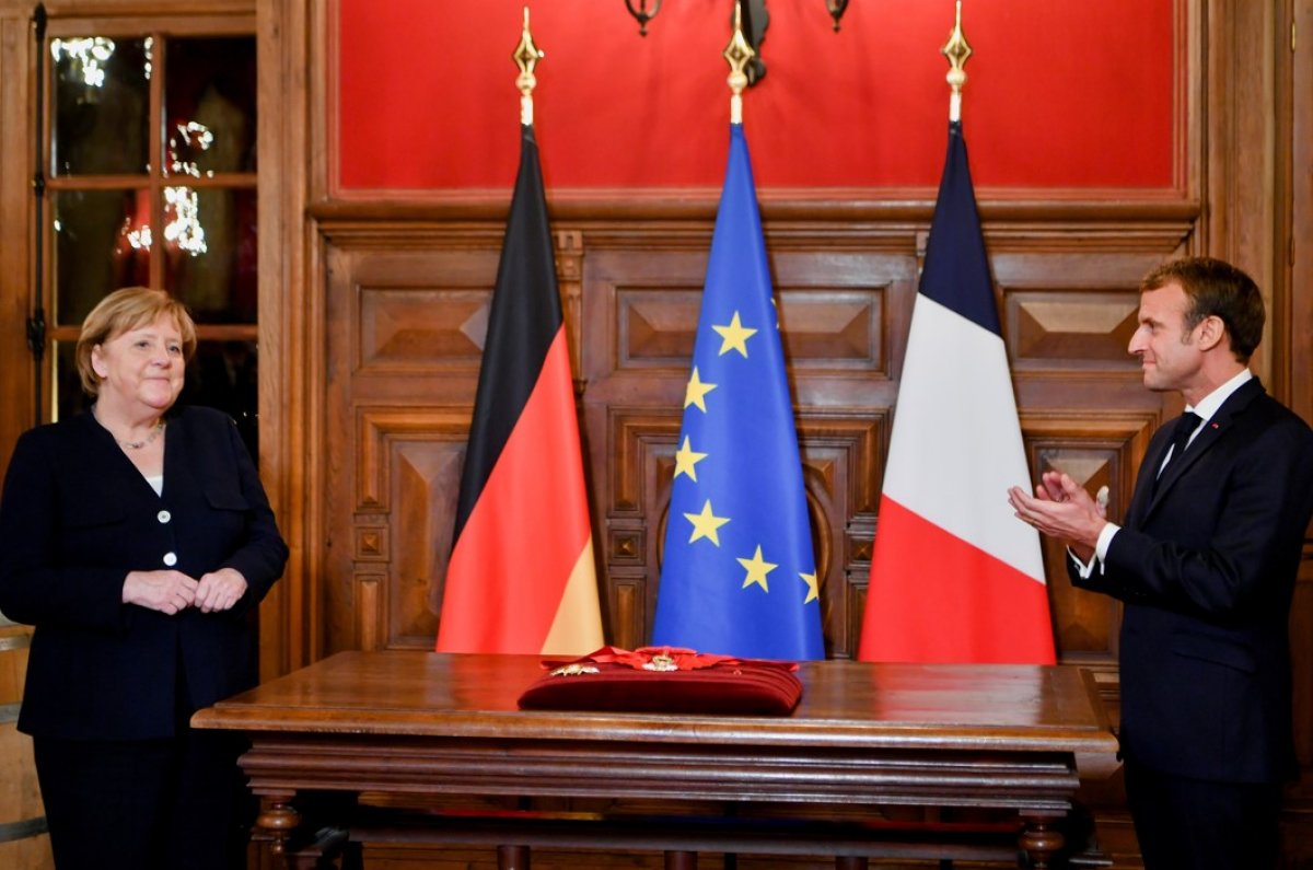 Angela Merkel ile Emmanuel Macron vedalaştı  #4