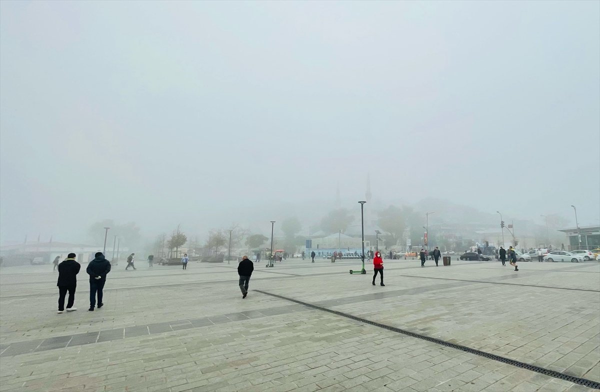 İstanbul halkı, güne sisle uyandı #13