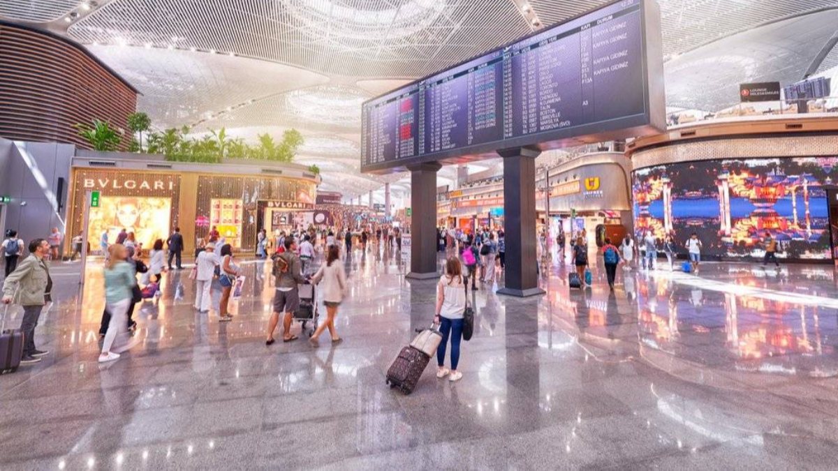 Turkish airports saw 15.7 million passengers in October