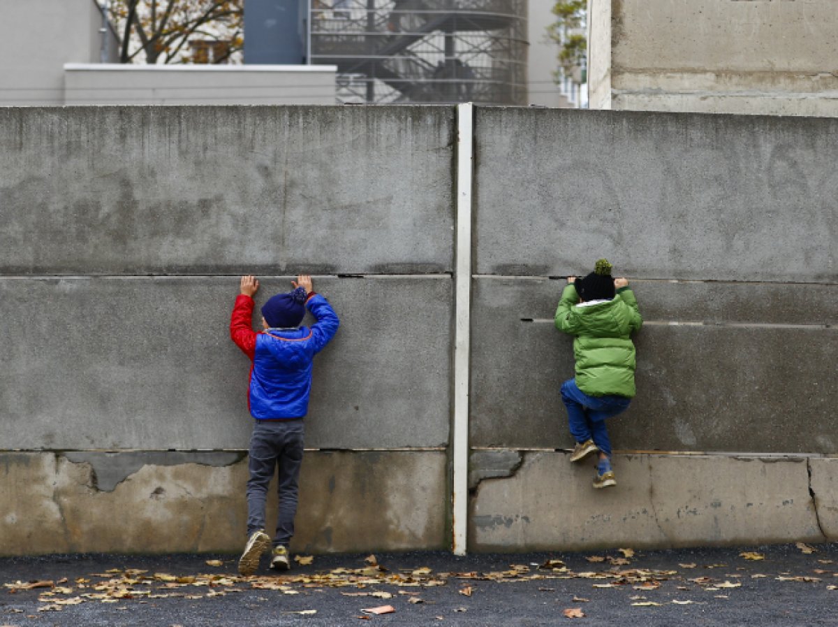Berlin Duvarı nın yıkılışının 32. yılı: Doğu Almanya halen Batı dan geride #2