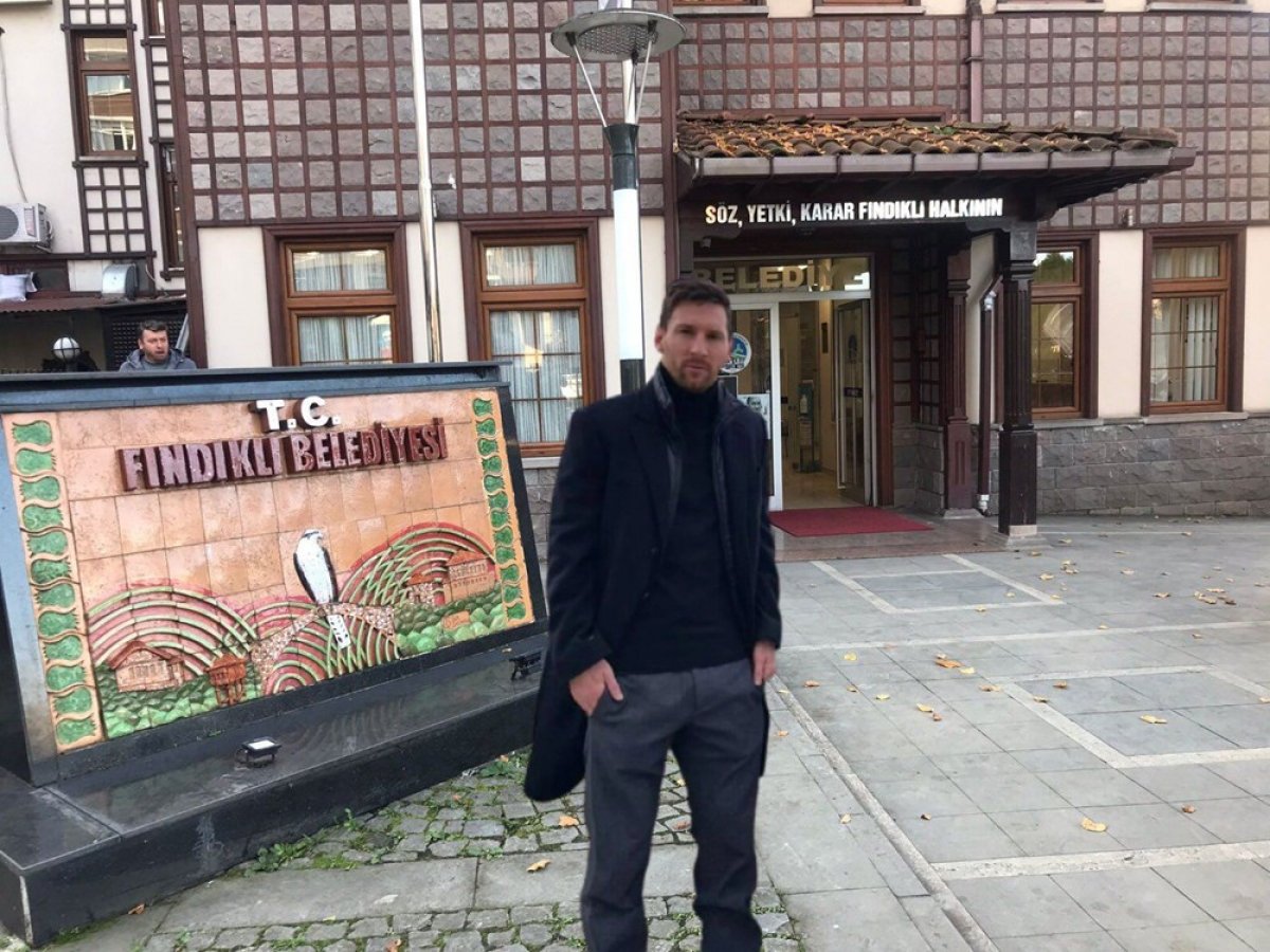 Lionel Messi’nin, Eyfel Kulesi pozu viral oldu  #5