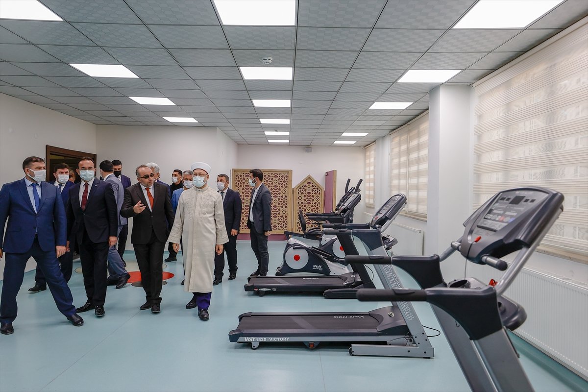 Diyanet İşleri Başkanı Ali Erbaş, açılışta ok attı #4