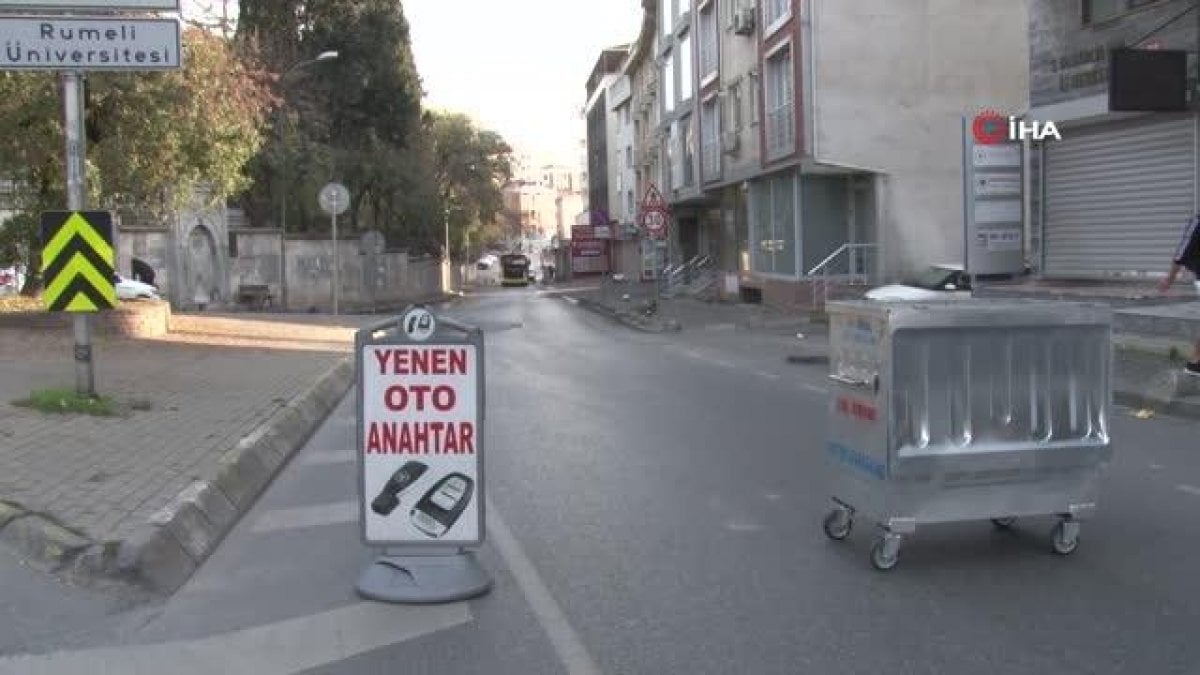 Ataşehir’de İETT otobüsü arızalandı, cadde trafiğe kapandı  #4