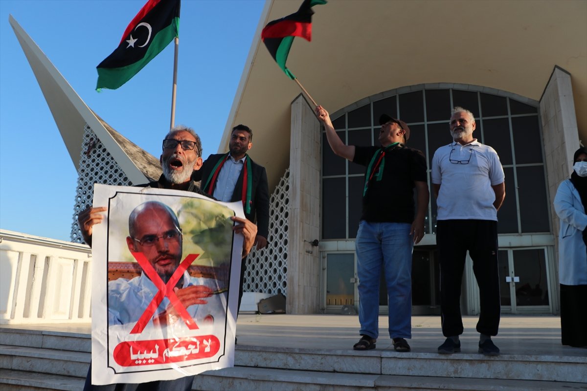 Libya da Kaddafi nin oğlu Seyfülislam ın adaylığı protesto edildi #3