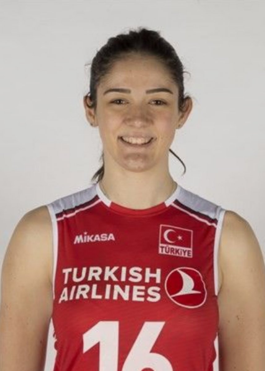 Güzelliğiyle Korelileri büyüleyen Zehra Güneş�in eski hali