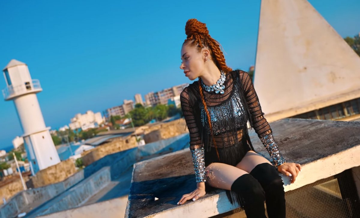 Kıbrıslı Türk şarkıcının Kapalı Maraş taki klibine tepki #6