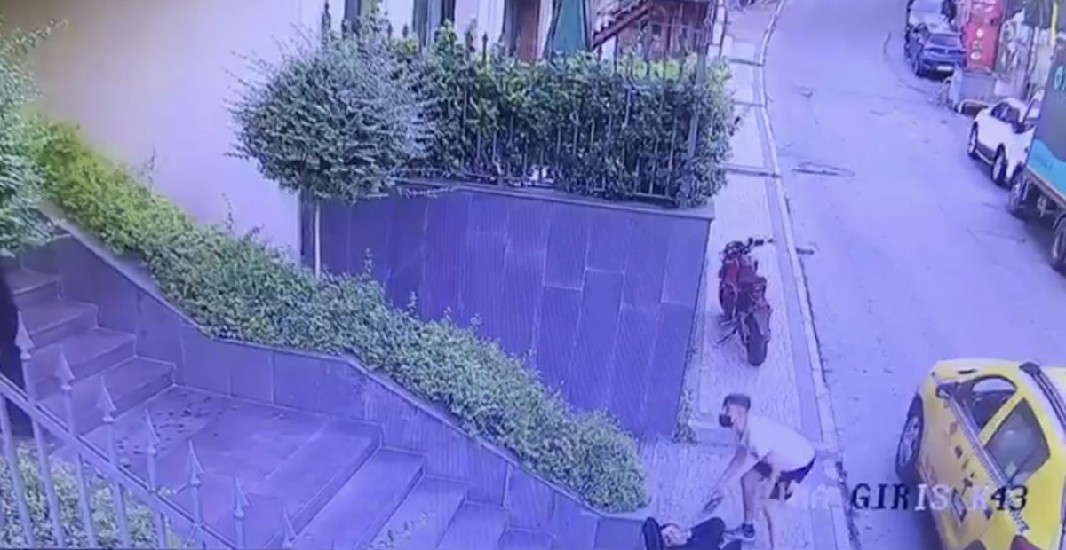 Beyoğlu nda çanta çalan hırsız gasbedildi #5