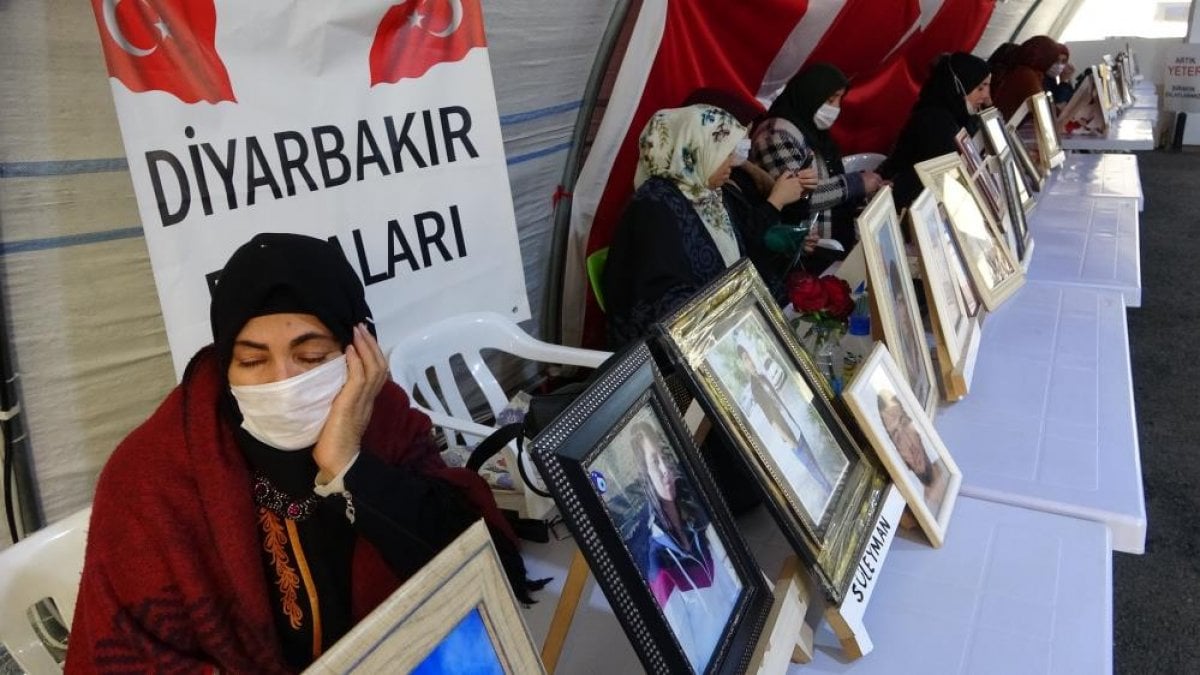 Evlat nöbetindeki baba: Oğlumu devlet okuttu avukat olacaktı, HDP eline silah verdi #4