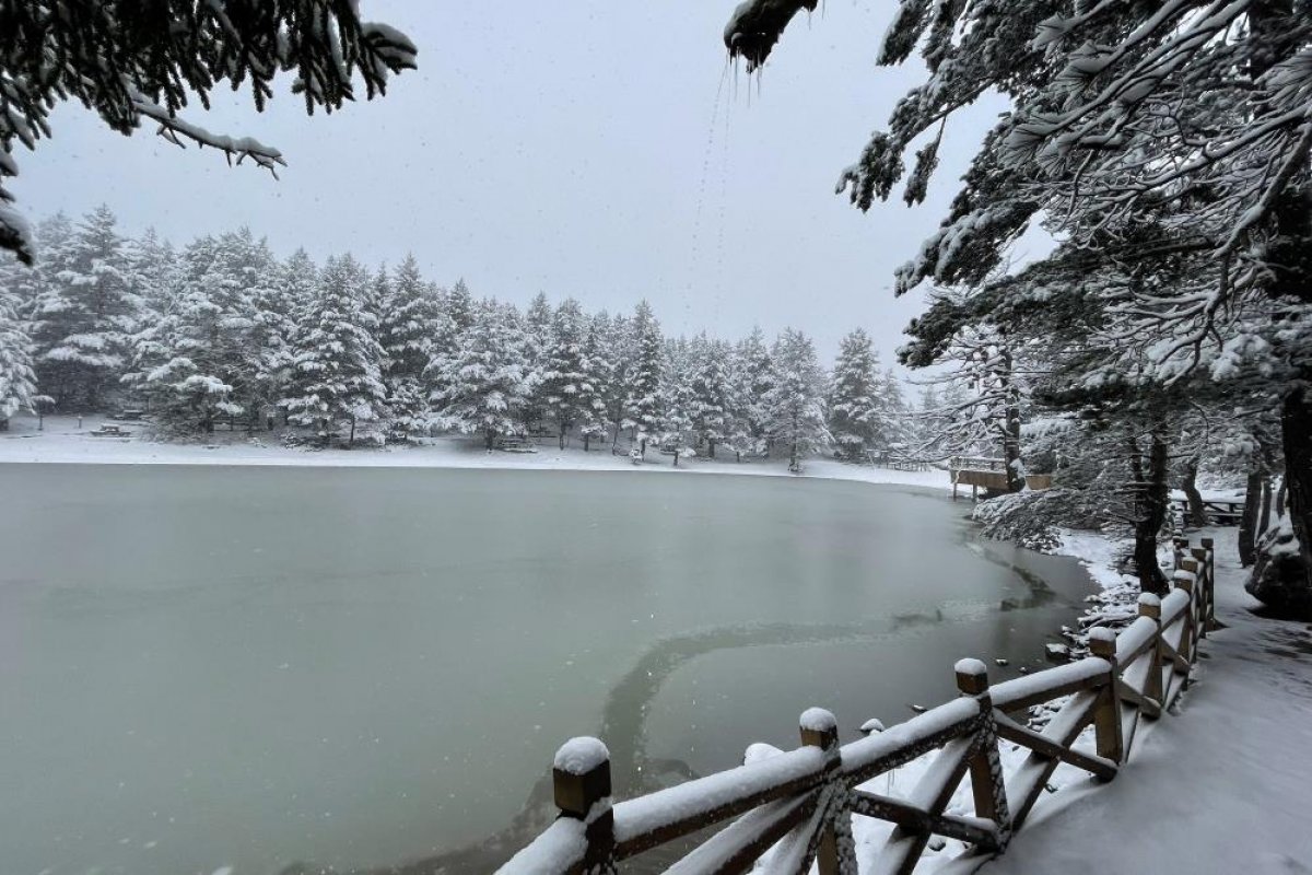 Zigana Dağı beyaza büründü #4