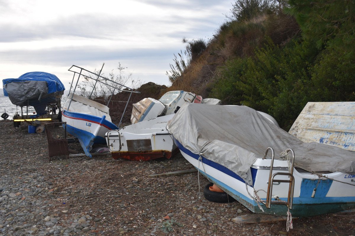 İzmir de 2 tekne alabora oldu, balıkçılar önlem aldı  #4