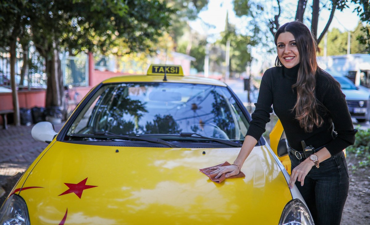Antalya daki genç kız, taksici babasının mesleğini seçti #2