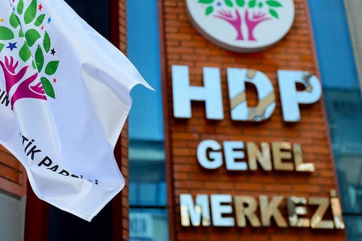 HDP li 13 vekilin dokunulmazlık dosyaları Meclis te #1