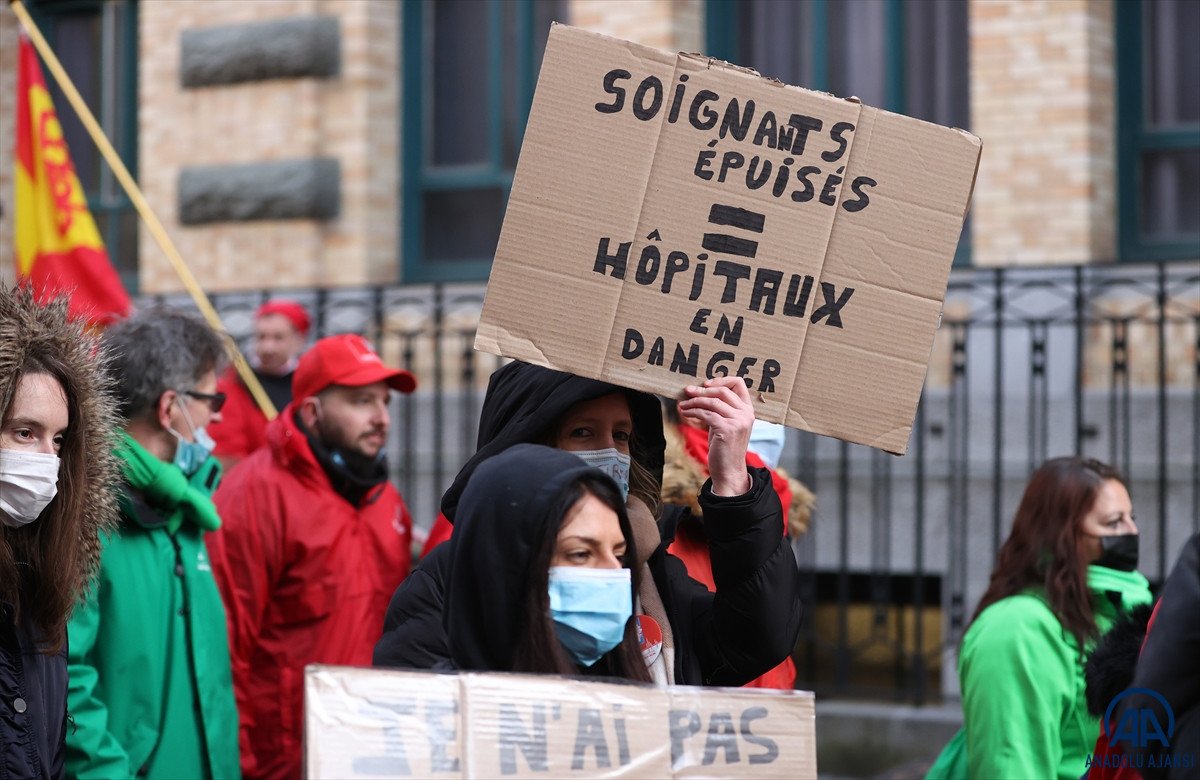 Belçika’da, sağlık çalışanlarından  zorunlu aşı  protestosu #8