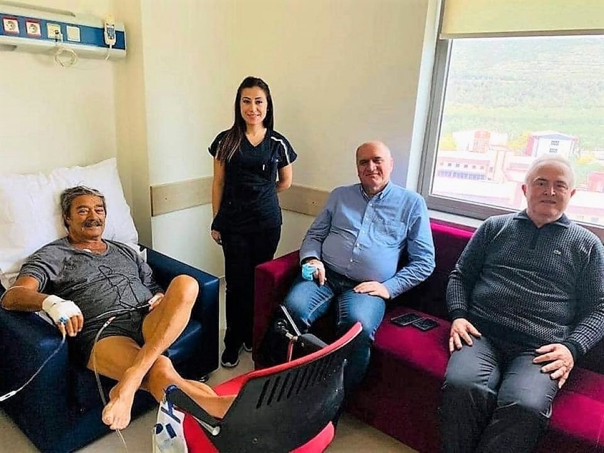 Kadir İnanır taburcu oldu #1