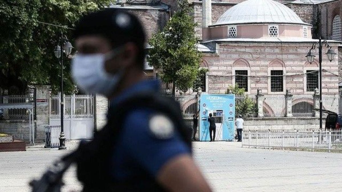 Ayasofya Camii özel güvenliğe devrediliyor #1