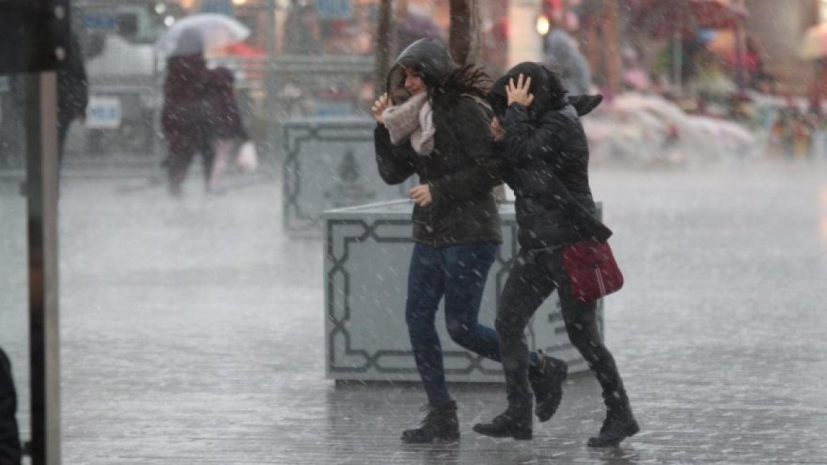 İstanbul a fırtına uyarısı #4