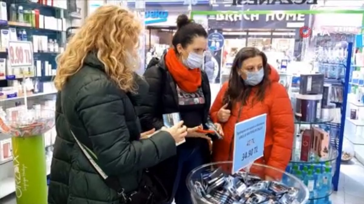 Alışverişe gelen Bulgarlar, ilaçları da Edirne den alıyor #3