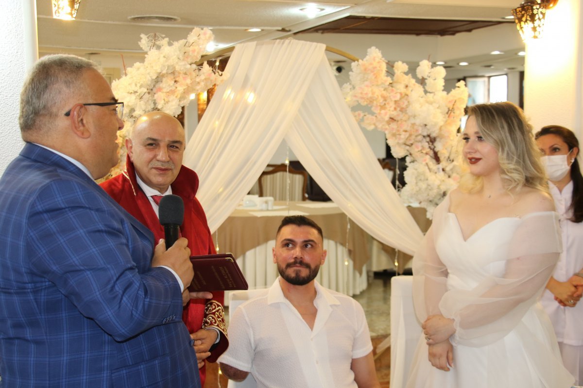 Pençe-Şimşek gazisi İbrahim Yüzer protez bacakla yürümeye başladı #1