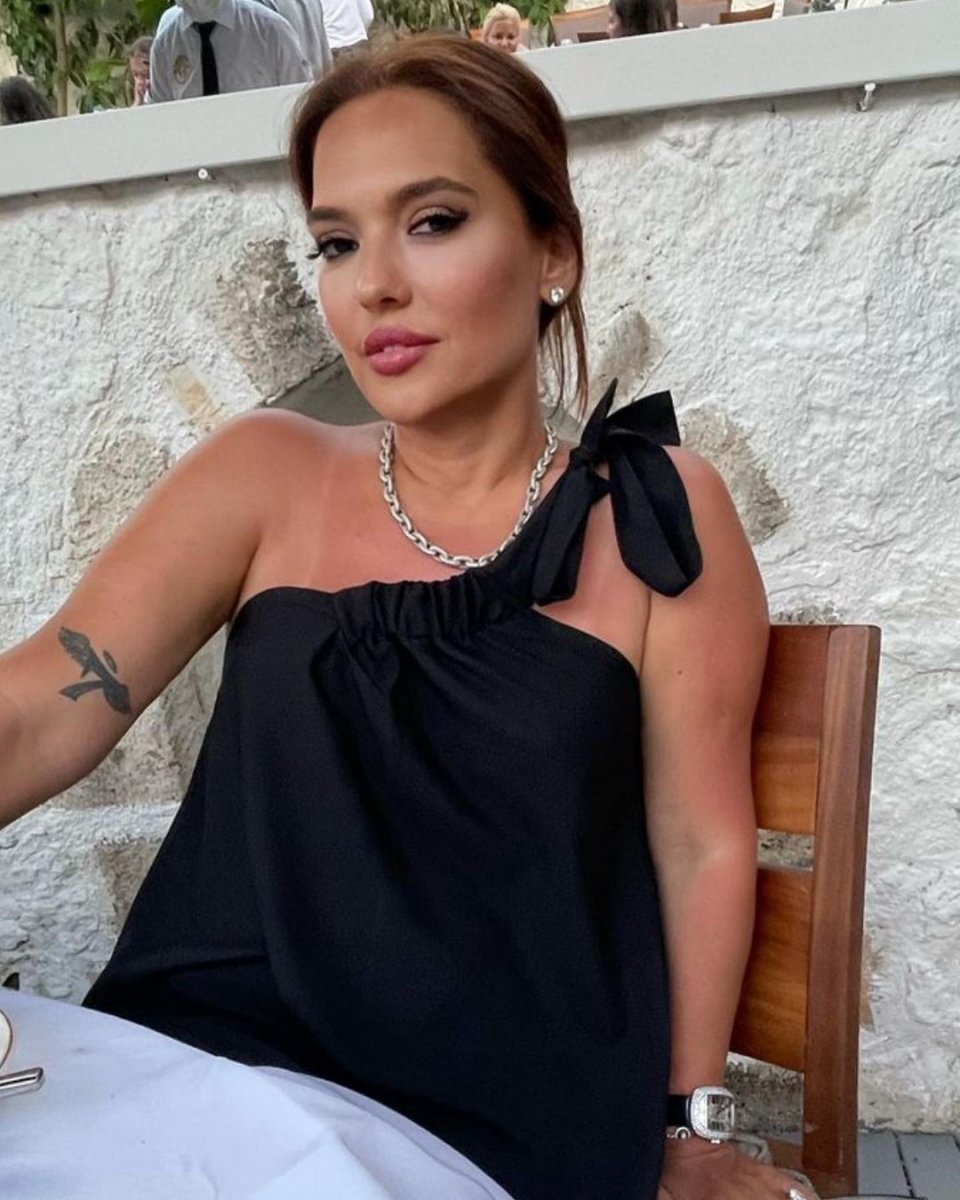 Demet Akalın: Suriyeli gibi kaldık ülkede #3