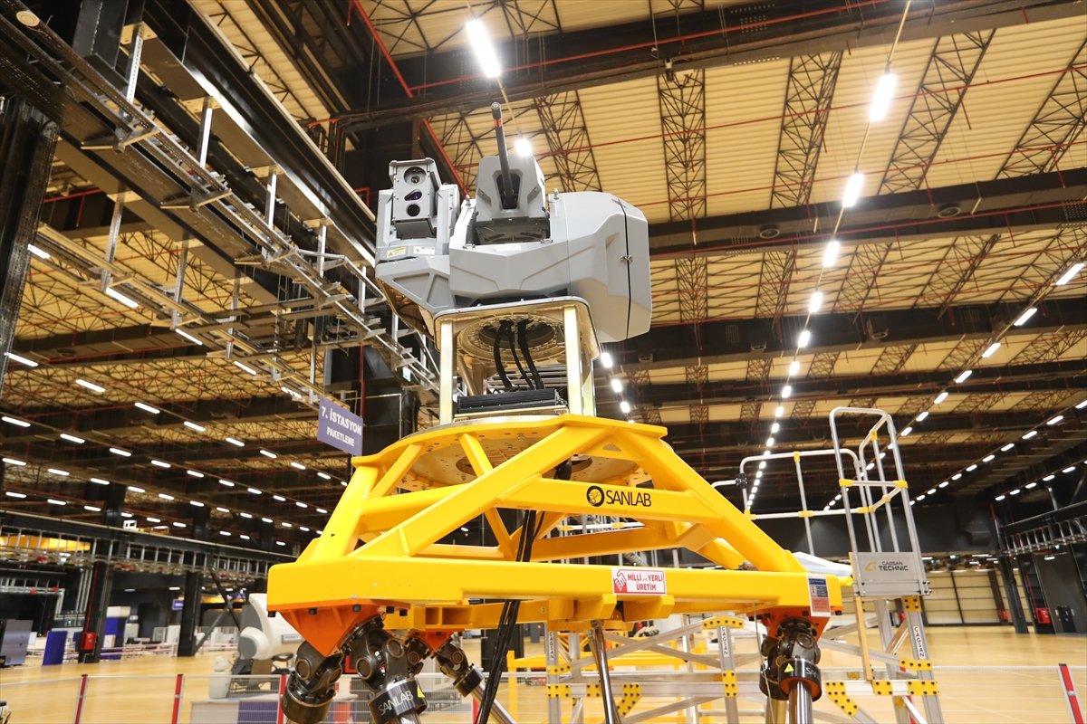 Bakan Mustafa Varank, stabilize silahlı kule sistemini test etti #3