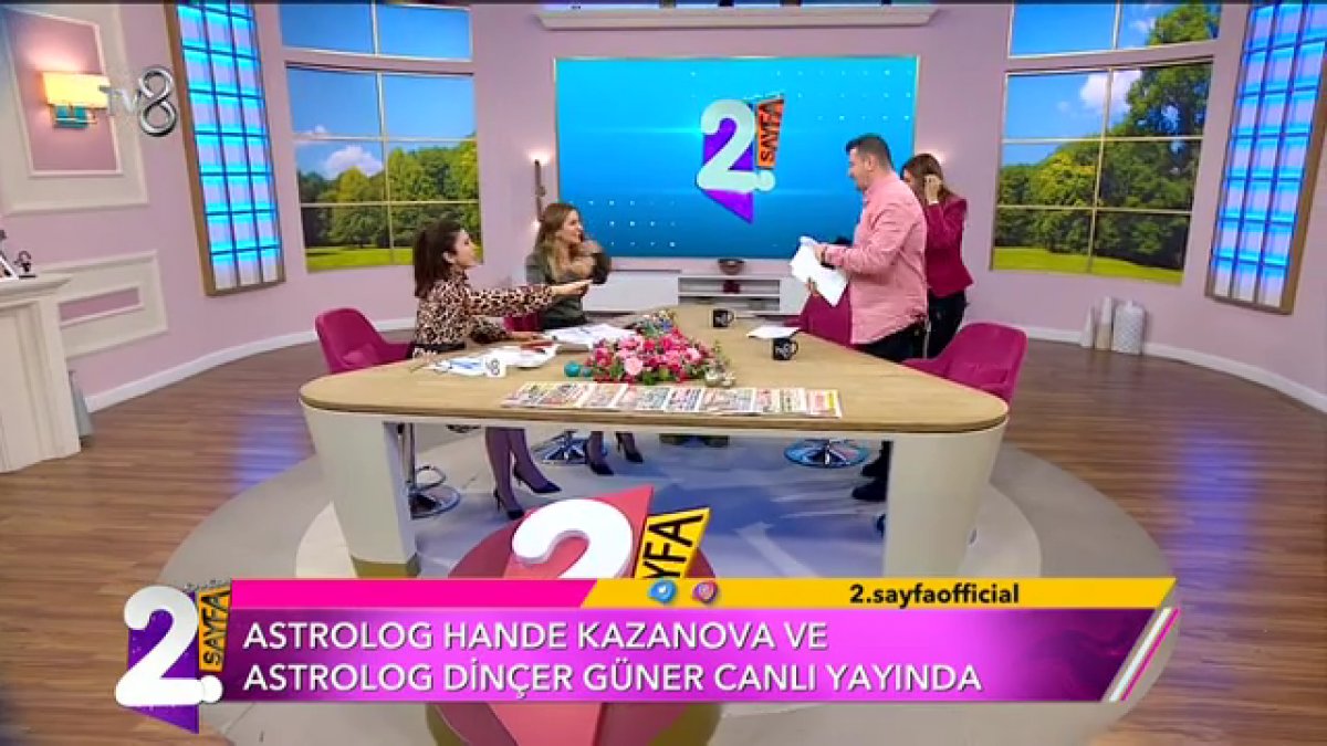 Astrolog Dinçer Güner den canlı yayın gafı  #2