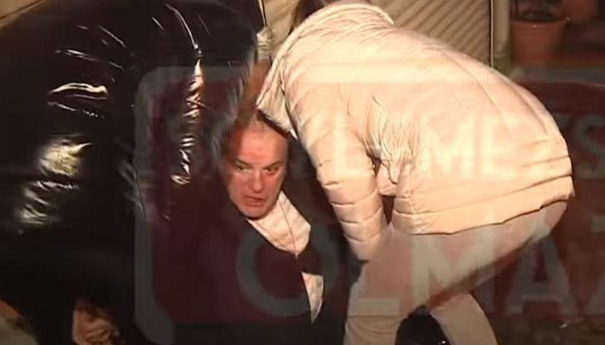 Sarhoş olan Burak Sergen i yerden kaldıramadılar #1