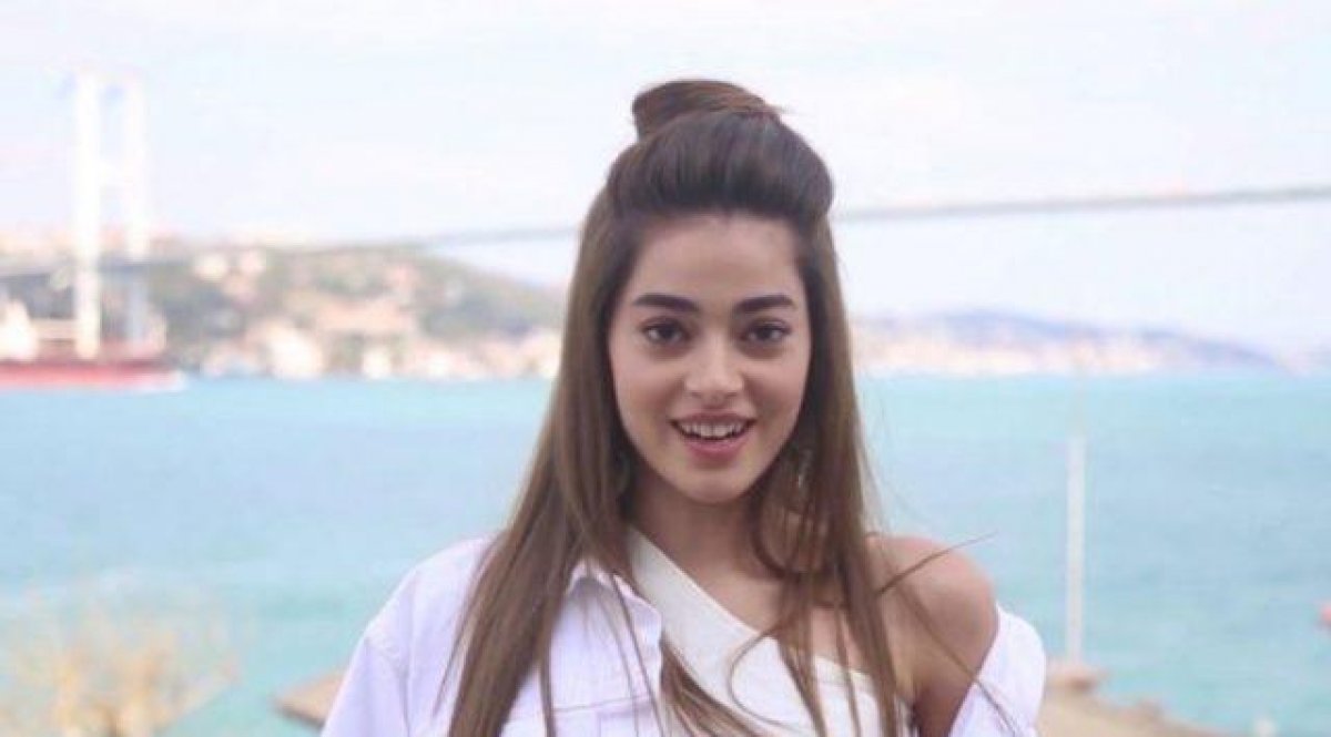 Simay Barlas ın eski hali #3