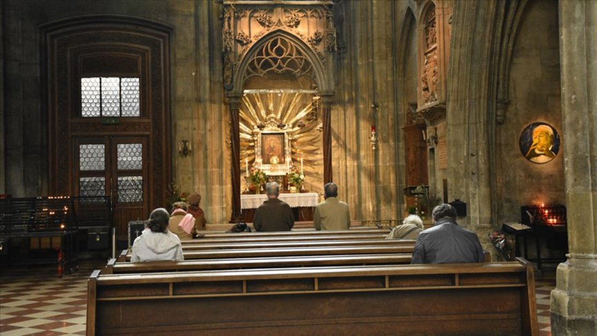 kilise 6958