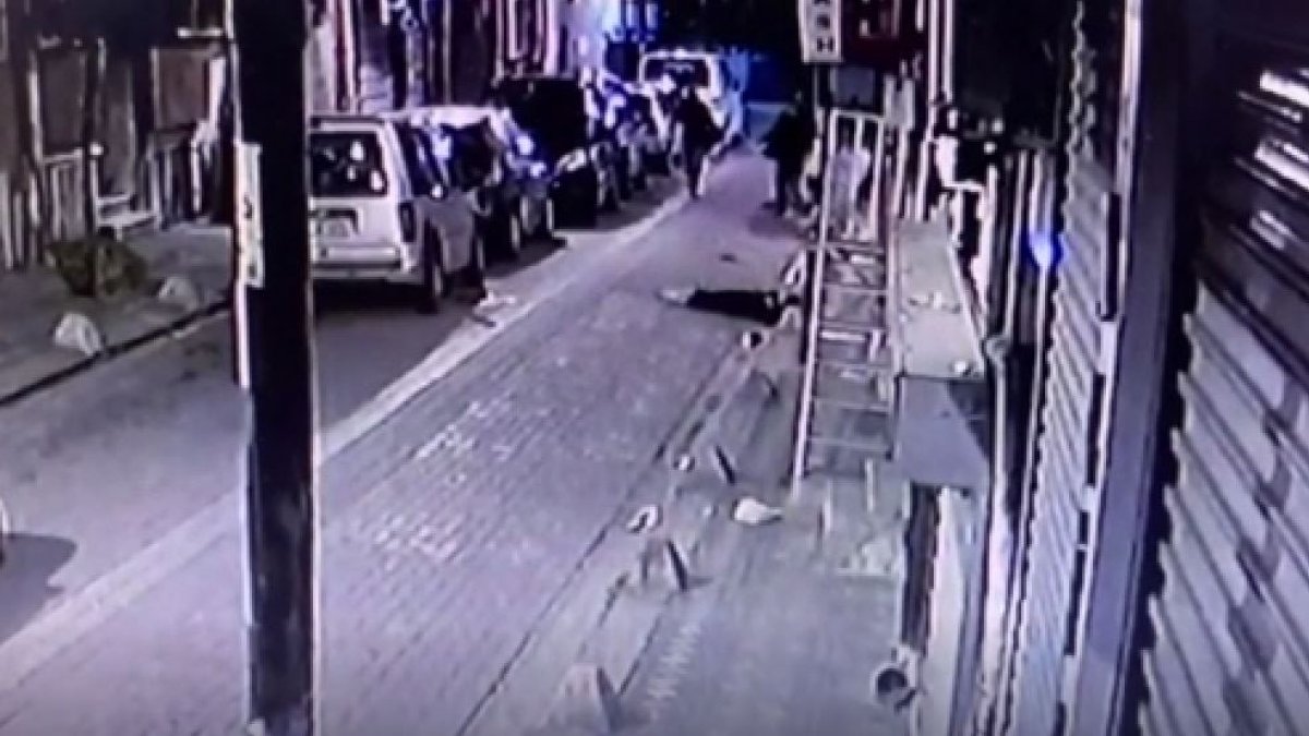 İstanbul da 16 yaşındaki kız, dördüncü kattan düştü #1