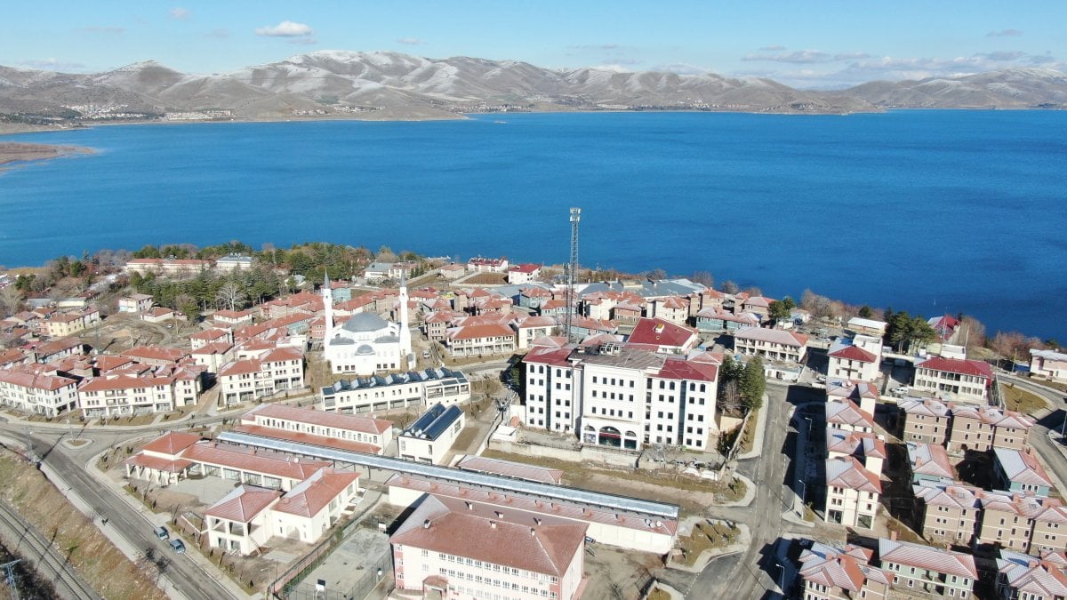 Elazığ daki depremin merkez üssü Sivrice de, TOKİ konutları tamamlandı #1