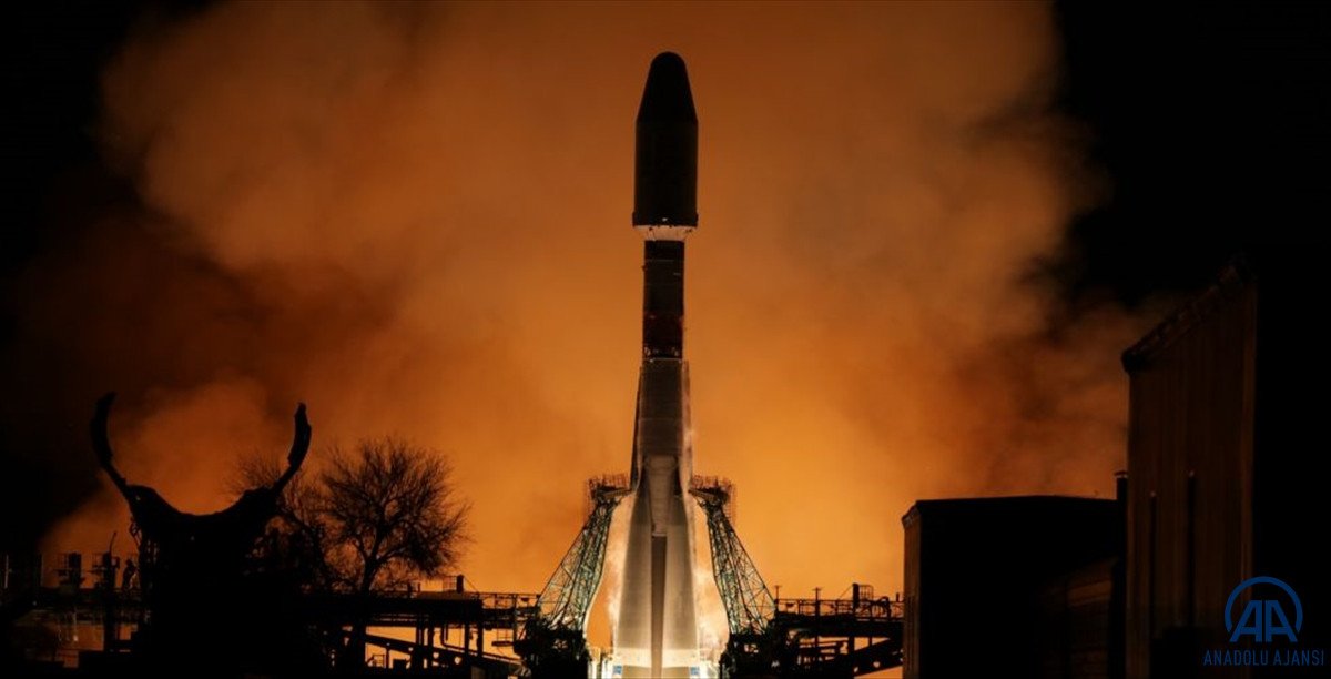 One Web e ait 36 uydu daha uzaya gönderildi #4