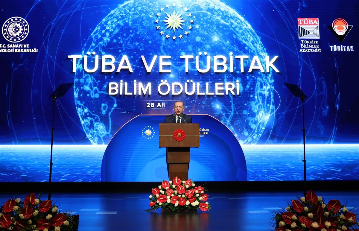 Cumhurbaşkanı Erdoğan: Hedefimiz dünyanın ilk 10 ekonomisi içine girmek #1