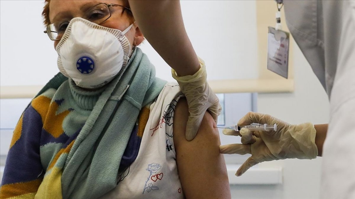 Avusturya da en çok aşı yaptıran yabancılarda Türkler ilk sırada #4