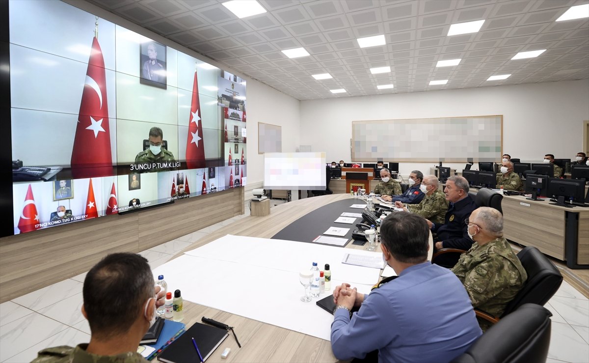Bakan Akar,  yeni yıla TSK komuta kademesi ile Şanlıurfa’da girdi #2