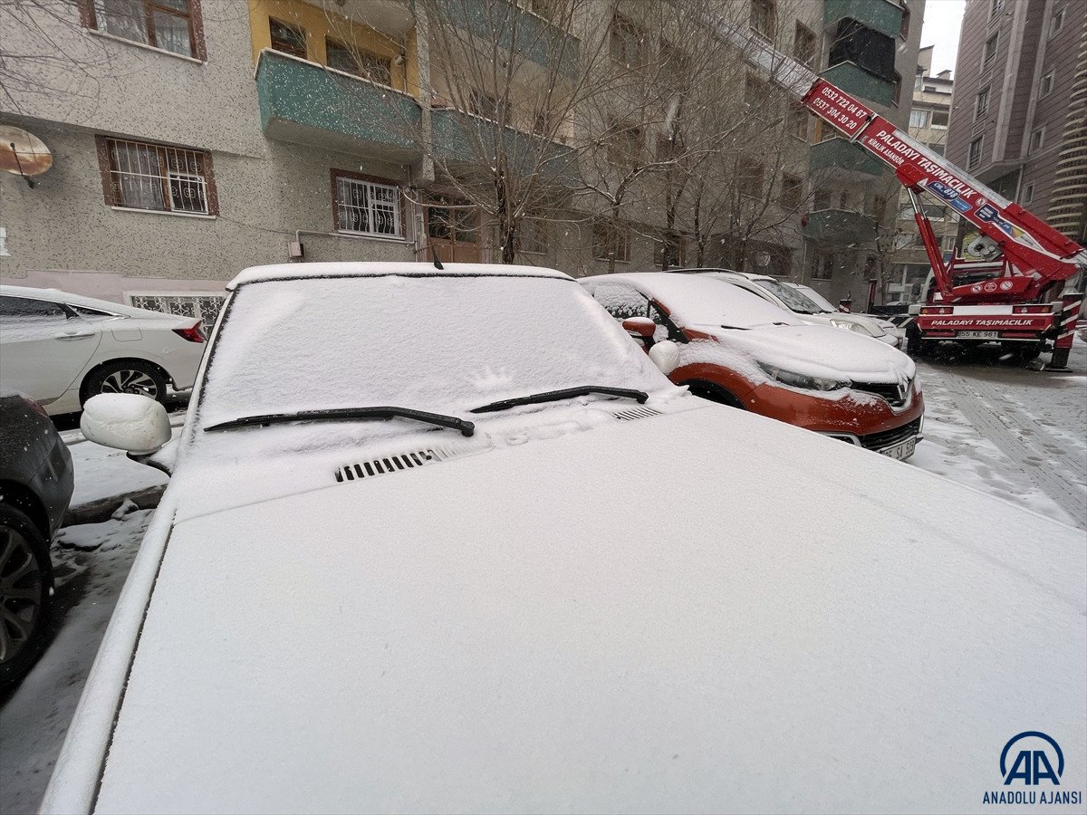 Erzurum ve Kars ta soğuk hava hayatı olumsuz etkiliyor  #5