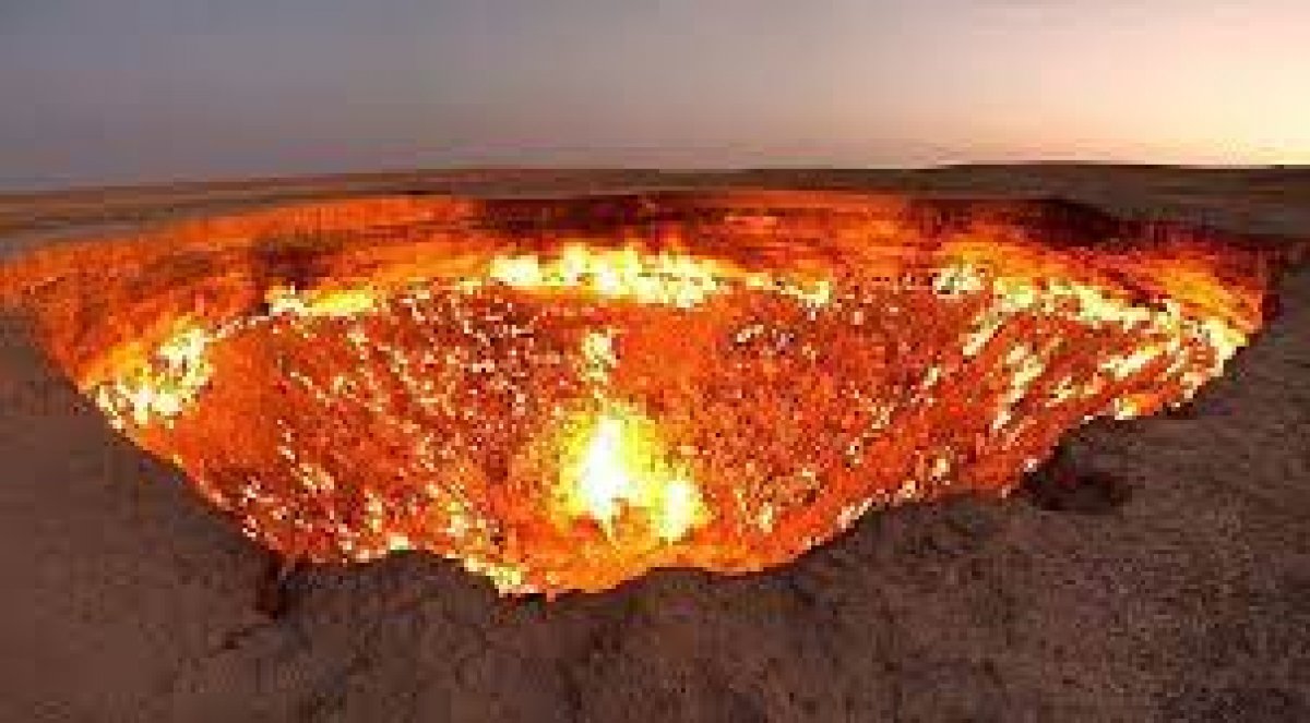 Türkmenistan daki Derveze gaz kraterinde 1971 den beri yanan ateş söndürülecek #3