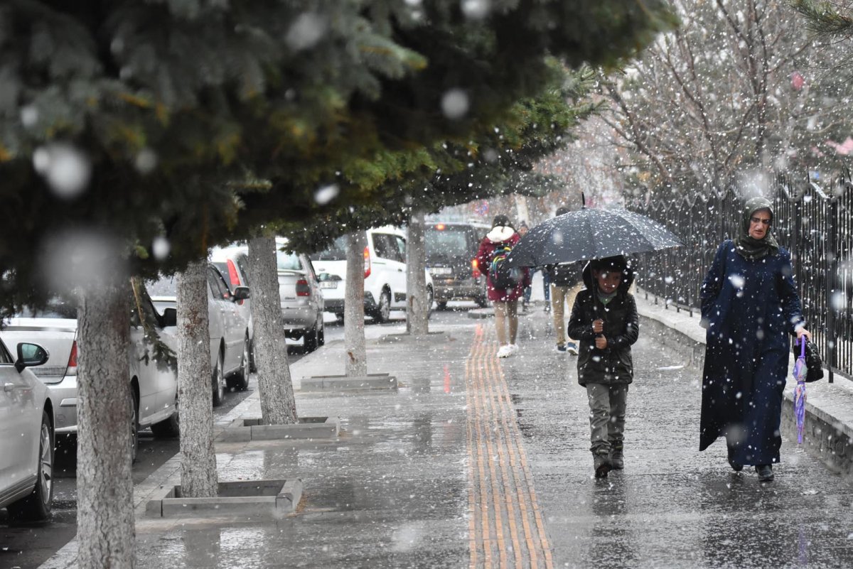 Ankara ve İstanbul a kar geliyor  #1