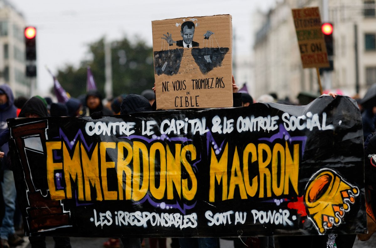 Fransa Cumhurbaşkanı Macron hakkında suç duyurusunda bulunuldu #2